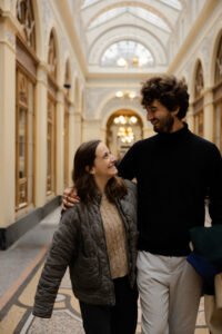 shooting couple Alaïs Rousseau photographe à deux galerie vivienne