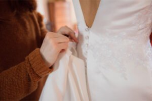 photographie robe de mariée atelier Inès Aubin photographie robe de mariée atelier Inès Aubin