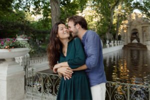 séance engagement fiancés mariage Paris Luxembourg
