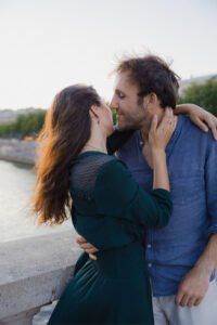 séance engagement fiancés mariage Paris Luxembourg