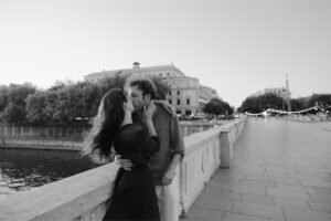 séance engagement fiancés mariage Paris Luxembourg
