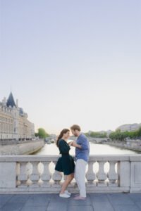 séance engagement fiancés mariage Paris Luxembourg