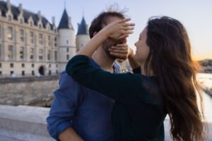 séance engagement fiancés mariage Paris Luxembourg