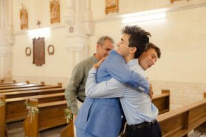 mariage dans le Poitou église retrouvailles