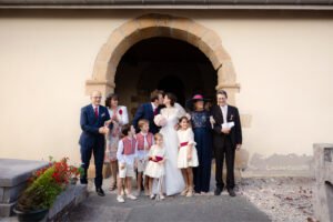 sortie de messe de mariage pays basque