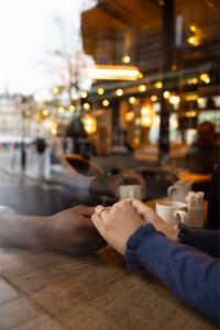 séance couple engagement paris automne