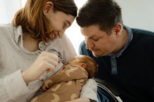 séance nouveau né Alsace en intérieur et extérieur