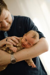 séance nouveau né Alsace en intérieur et extérieur